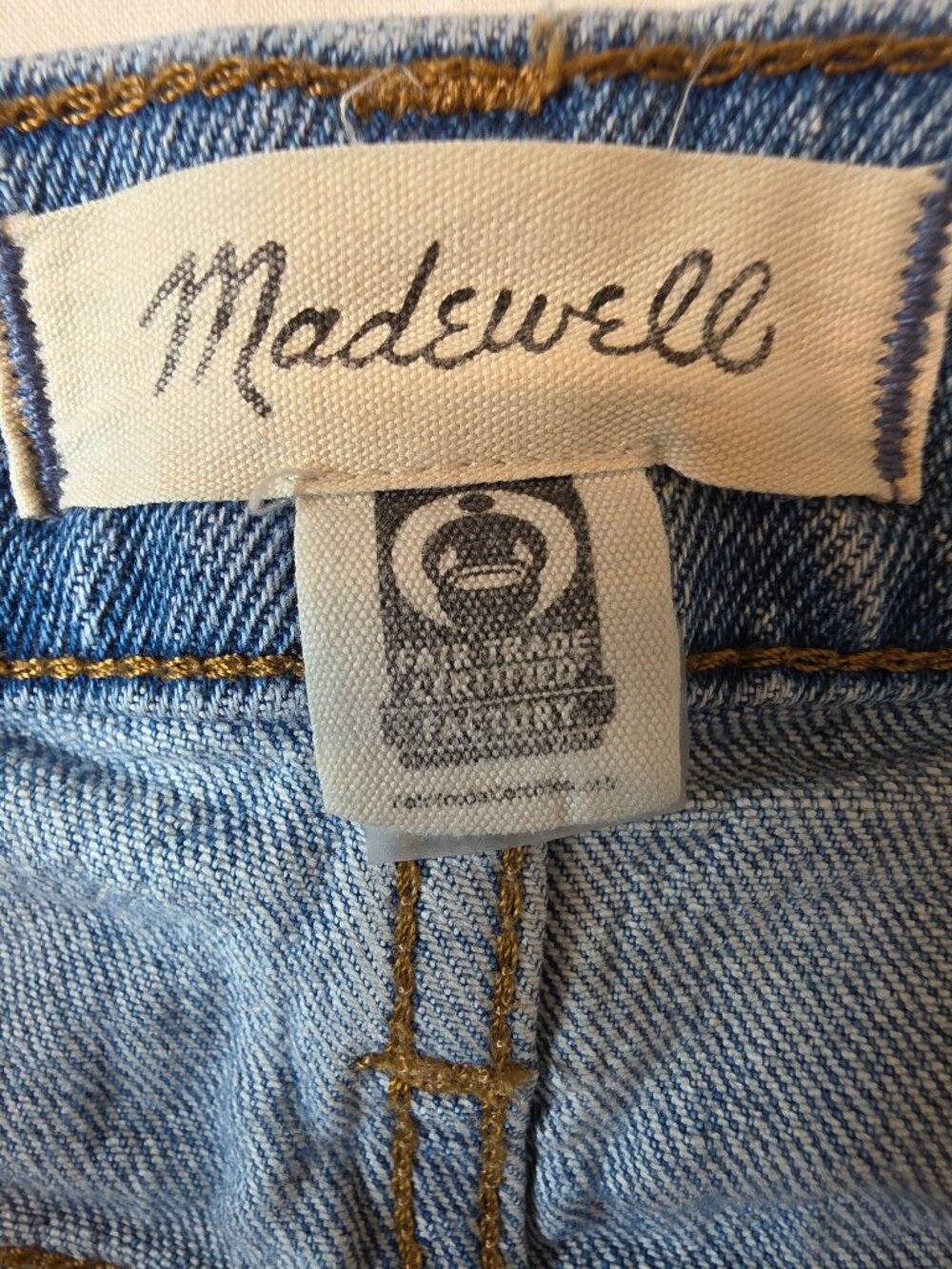 Madewell "The Perfect Vintage" Mid-Rise, Distressed Women's Jean, Size 25 - Picture 8 of 11